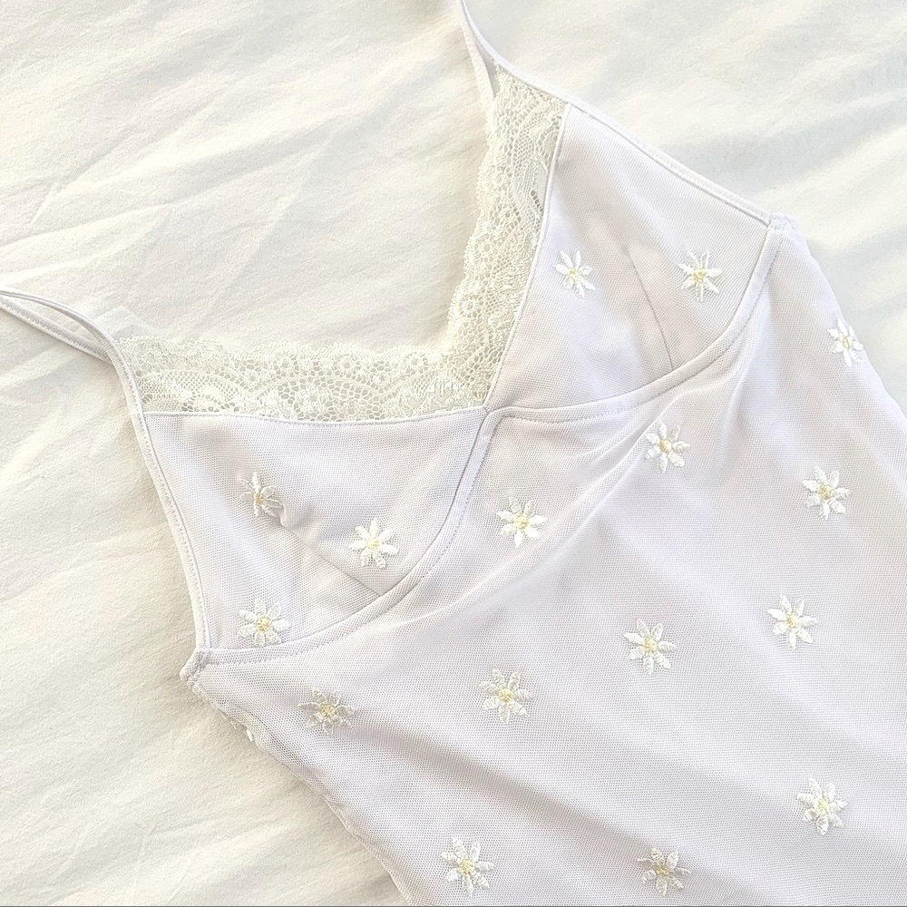 Daisy Mini Dress Embroidered Mesh Lace